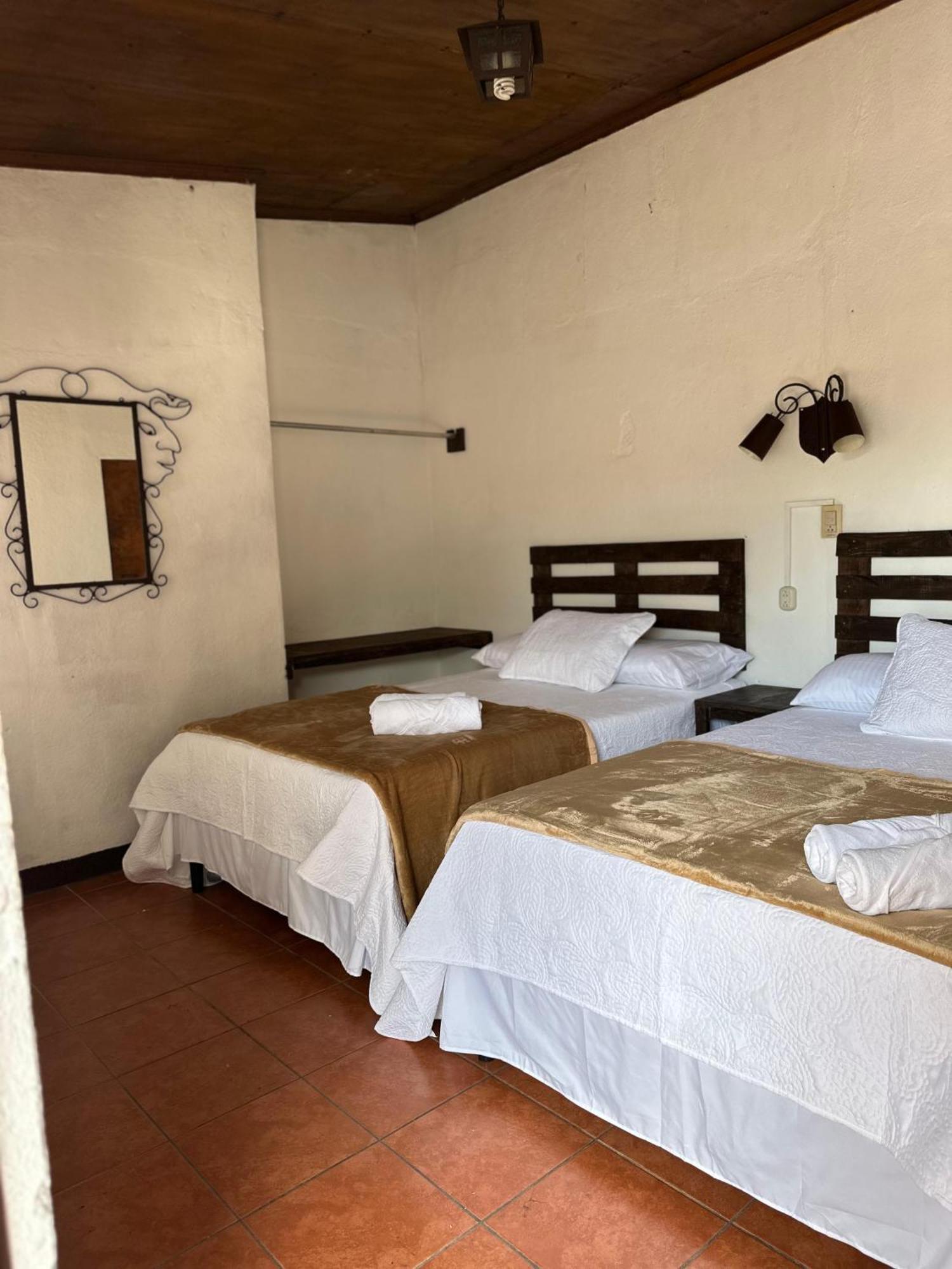 Hotel Casa Blanca Antigua Guatemala Exterior photo