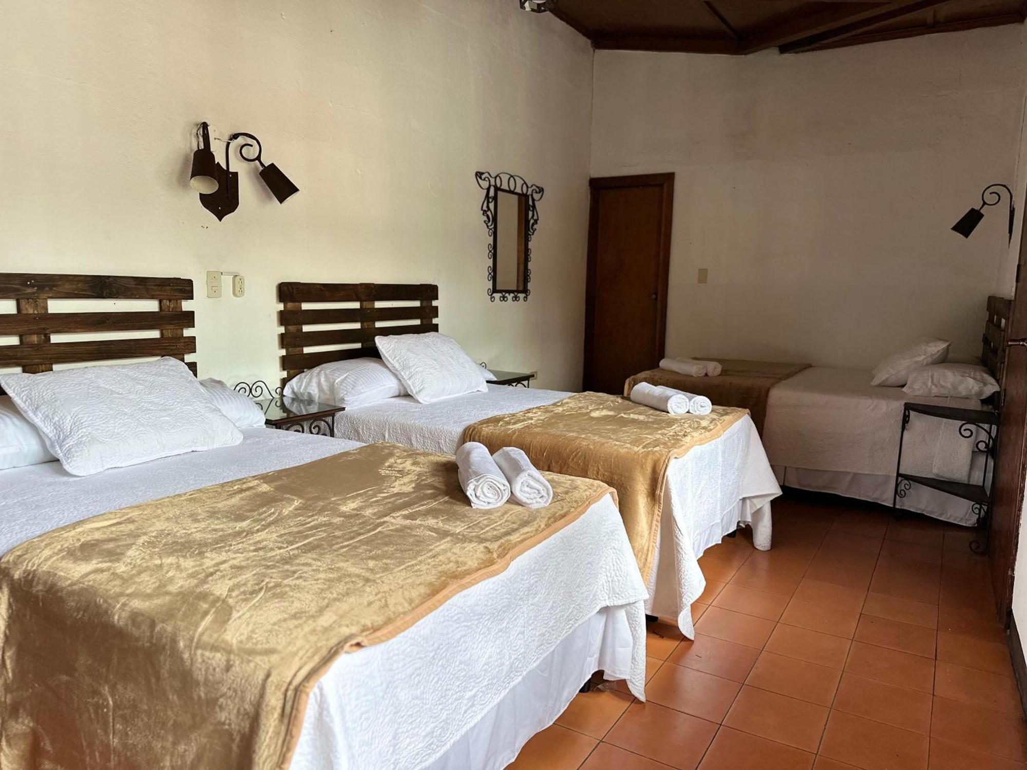 Hotel Casa Blanca Antigua Guatemala Exterior photo