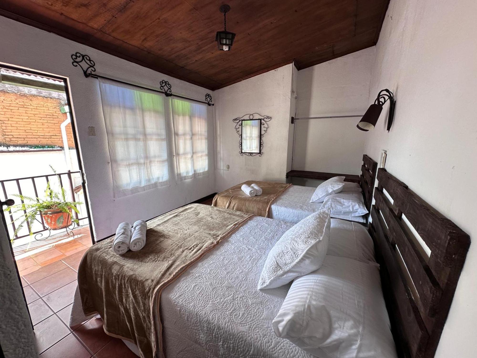 Hotel Casa Blanca Antigua Guatemala Exterior photo